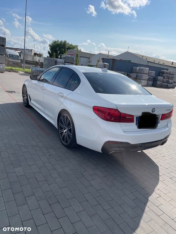 BMW Seria 5 540i xDrive GPF M Sport sport - 2