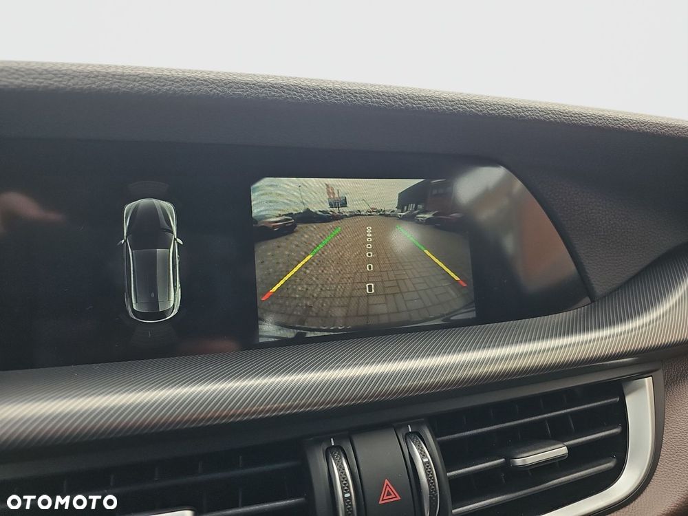 Alfa Romeo Stelvio 2.0 Turbo Veloce Q4 - 32