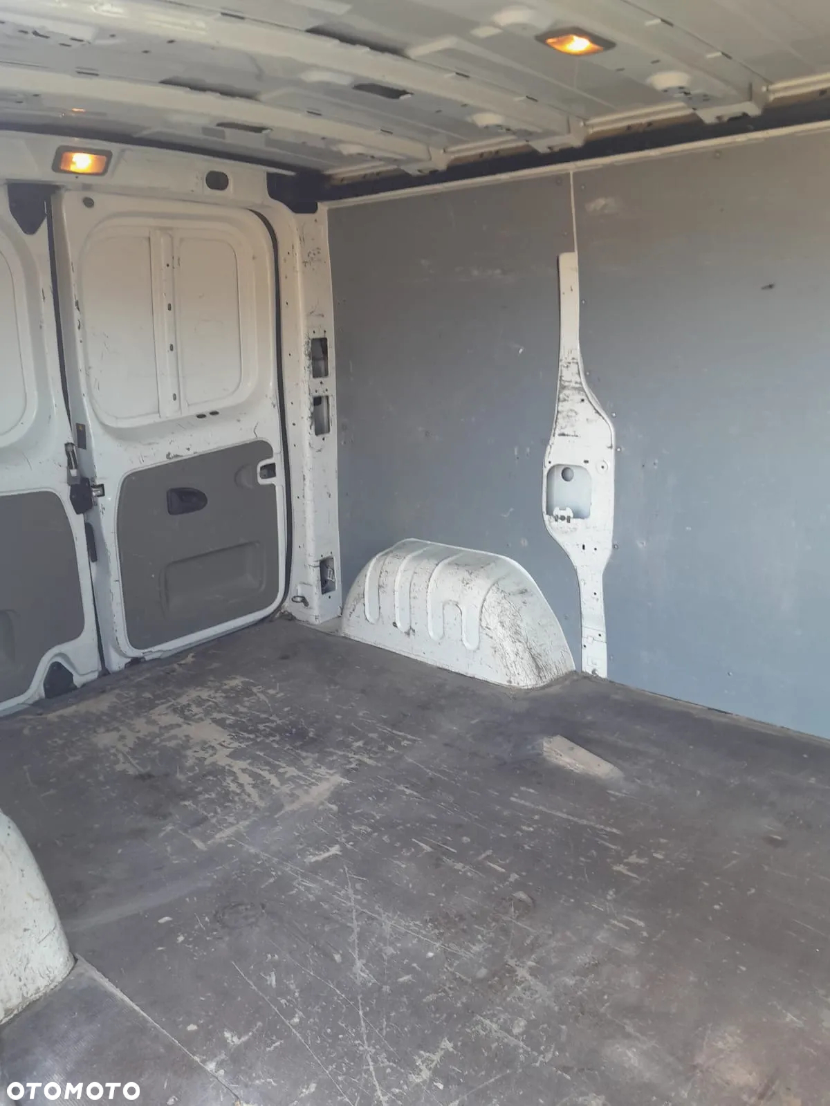 Opel Vivaro - 6