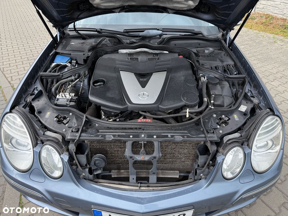 Mercedes-Benz Klasa E 320 CDI 4-Matic Avantgarde - 22