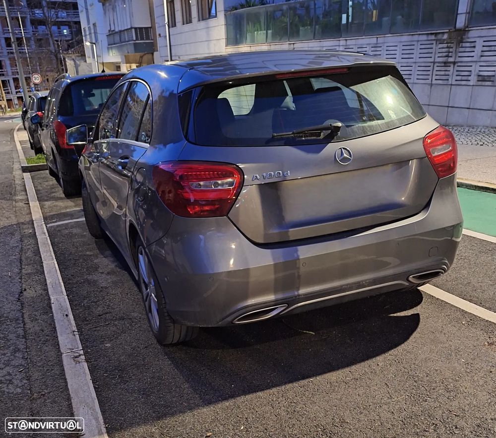 Mercedes-Benz A 180 d Urban - 2