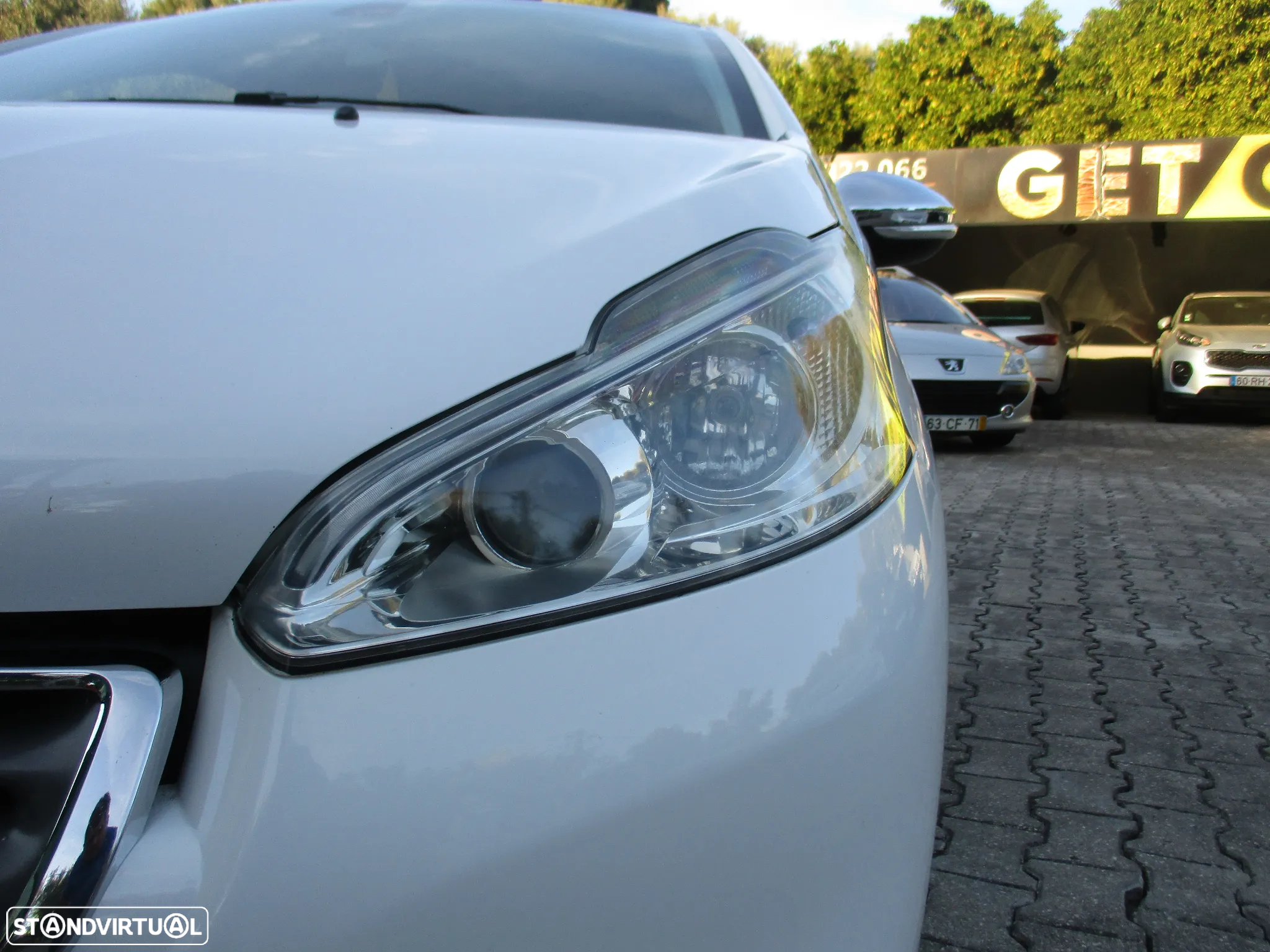 Peugeot 208 1.6 e-HDi Allure - 4