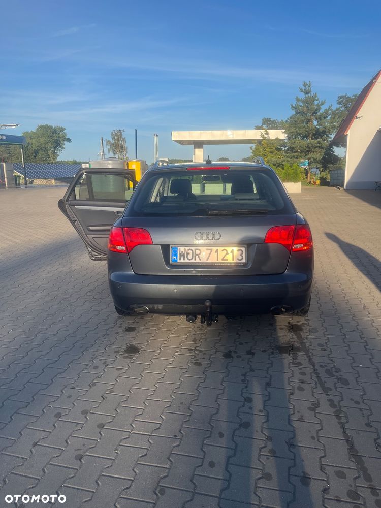 Audi A4 Avant 2.0 TDI DPF - 2