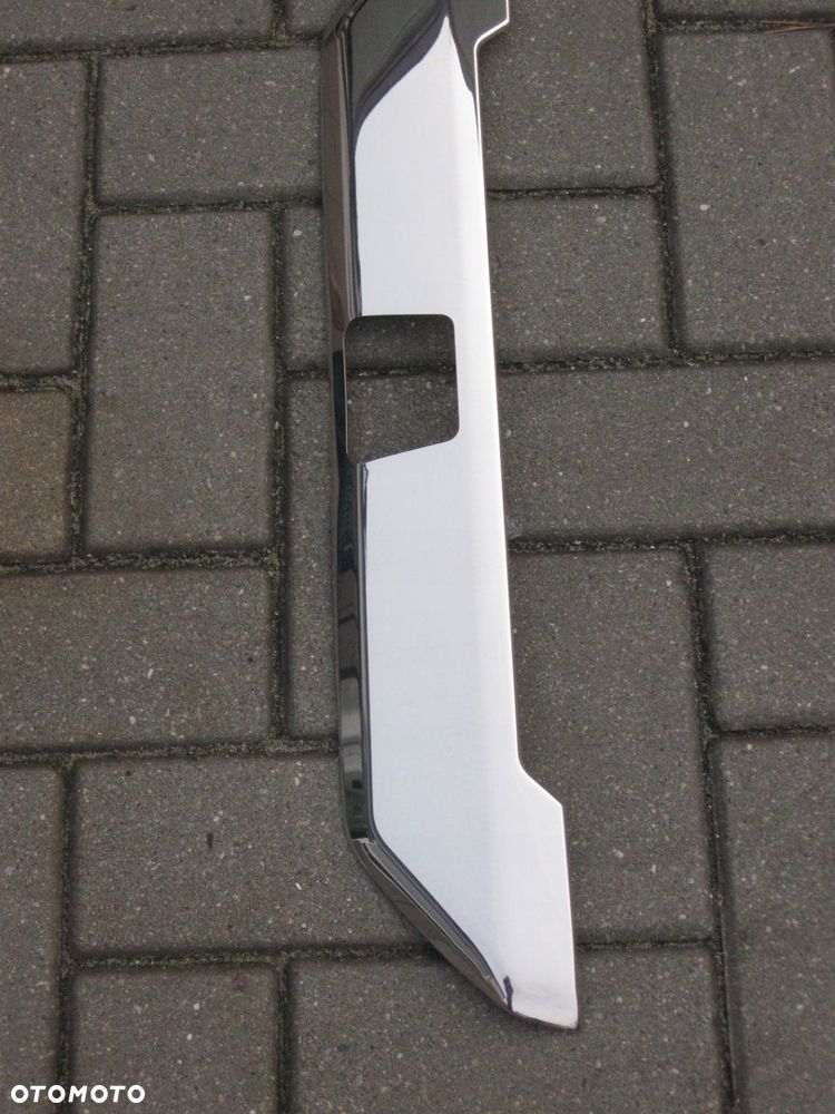 LISTWA BLENDA kamera FORD CUSTOM - 4