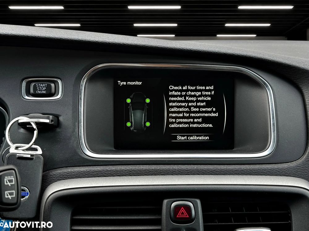 Volvo V40 D2 Powershift Momentum - 24