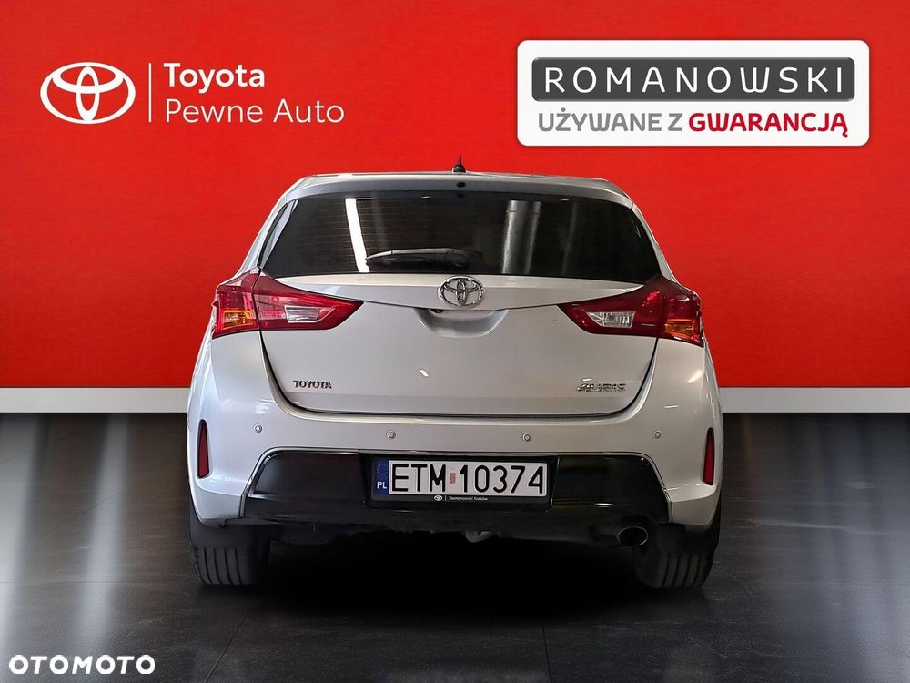 Toyota Auris 2014