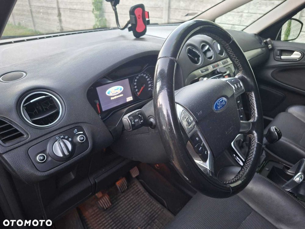 Ford S-Max - 4