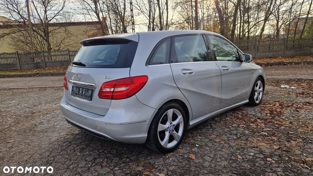 Mercedes-Benz Klasa B 200 CDI (BlueEFFICIENCY) - 5