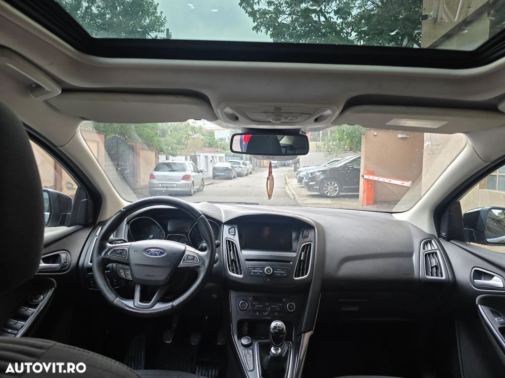 Ford Focus - 4