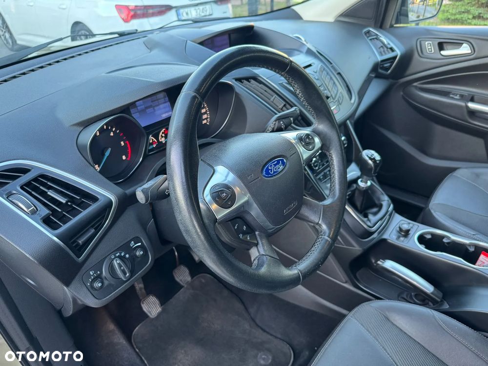 Ford Kuga 2.0 TDCi 4WD Titanium - 10
