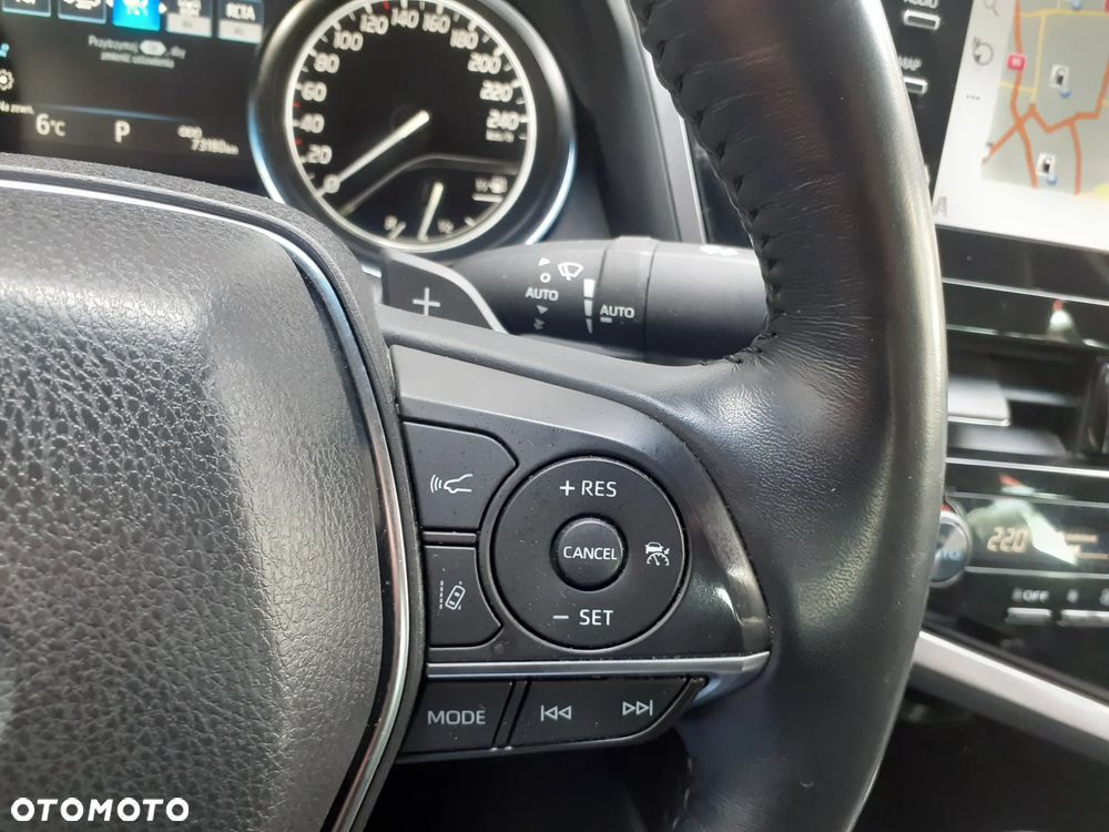 Toyota Camry 2.5 Hybrid Executive CVT - 13