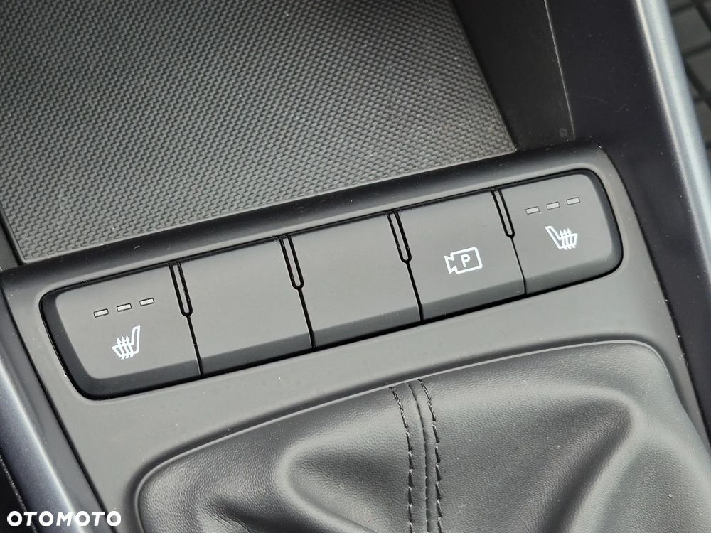 Hyundai i20 1.2 Modern - 28