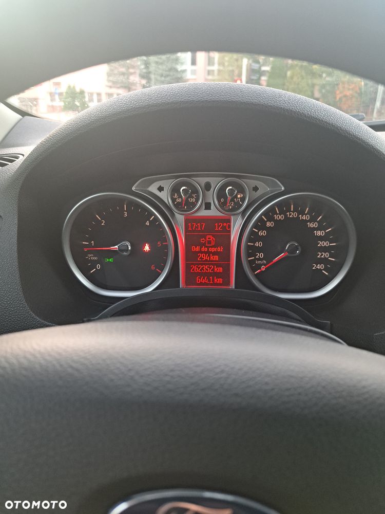 Ford Kuga - 7