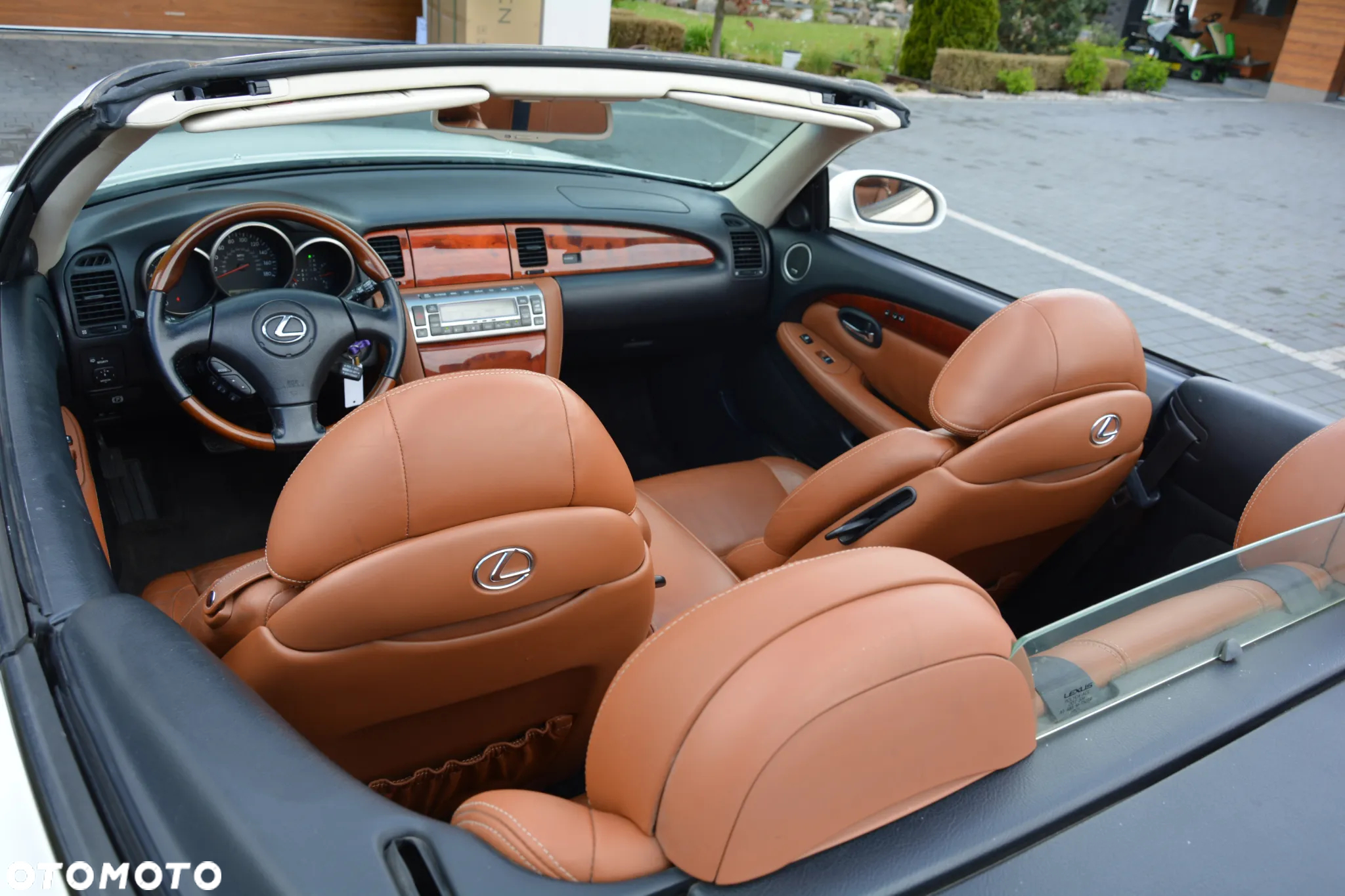 Lexus SC 430 - 29