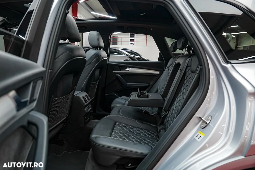 Audi Q5 55 TFSIe quattro S tronic S line - 6