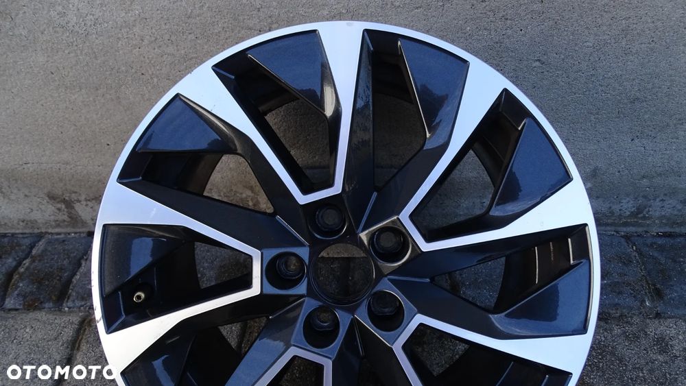 SKODA FABIA III 6V0 7.0Jx16H2 5x100 ET46 - felga - 2
