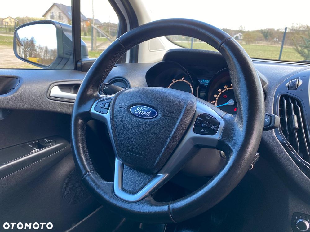 Ford TRANSIT COURIER - 26