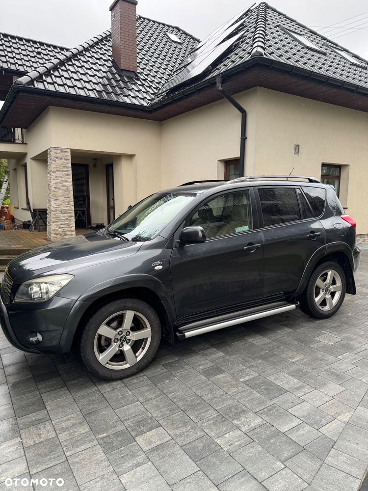 Toyota RAV4 - 3