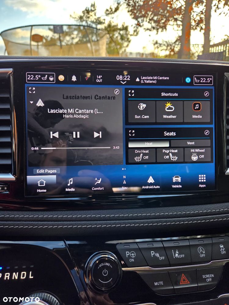 Chrysler Pacifica - 22