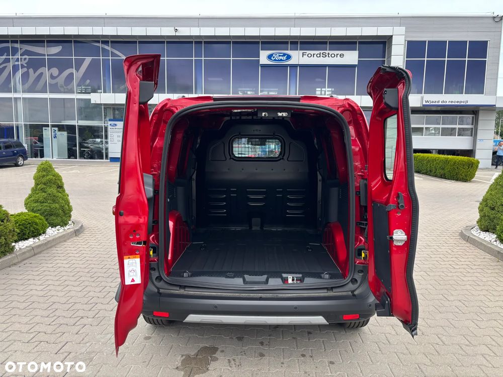 Ford Transit Courier - 9