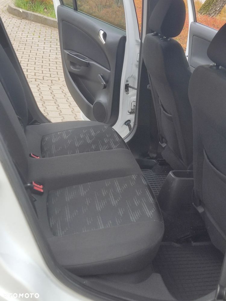 Opel Corsa 1.2 16V Cosmo - 20