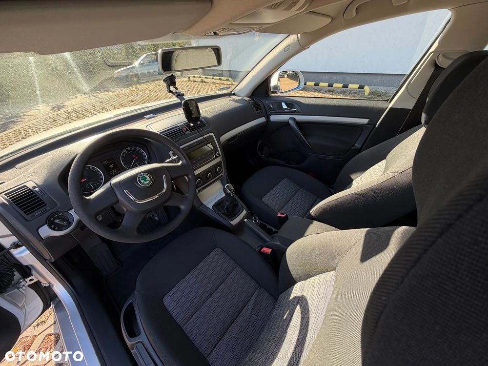 Skoda Octavia - 22