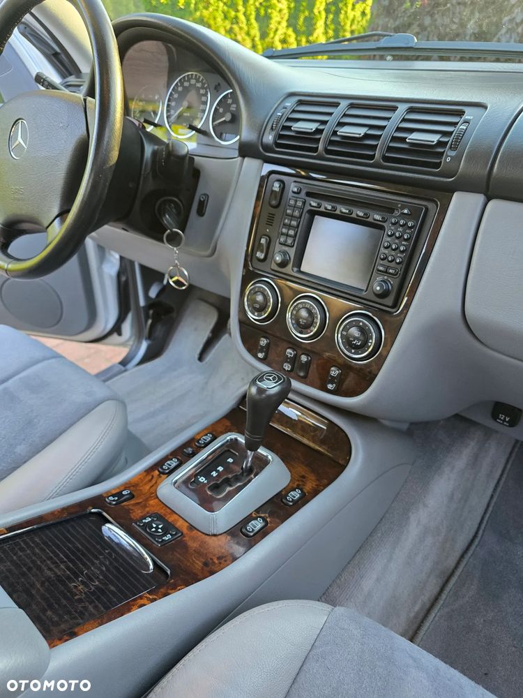 Mercedes-Benz ML 400 CDI - 33