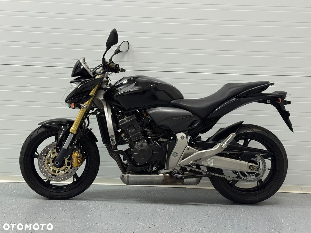 Honda Hornet - 11