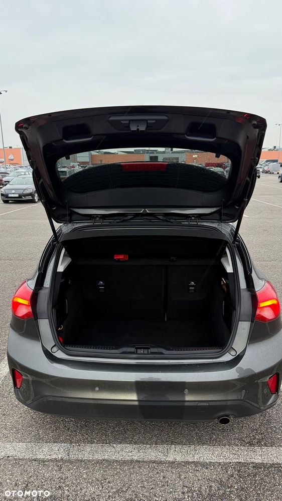 Ford Focus - 13