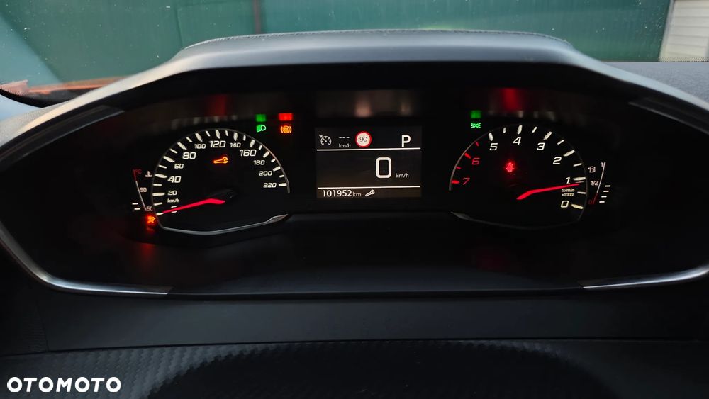 Peugeot 2008 PureTech 130 EAT8 Active Pack - 12