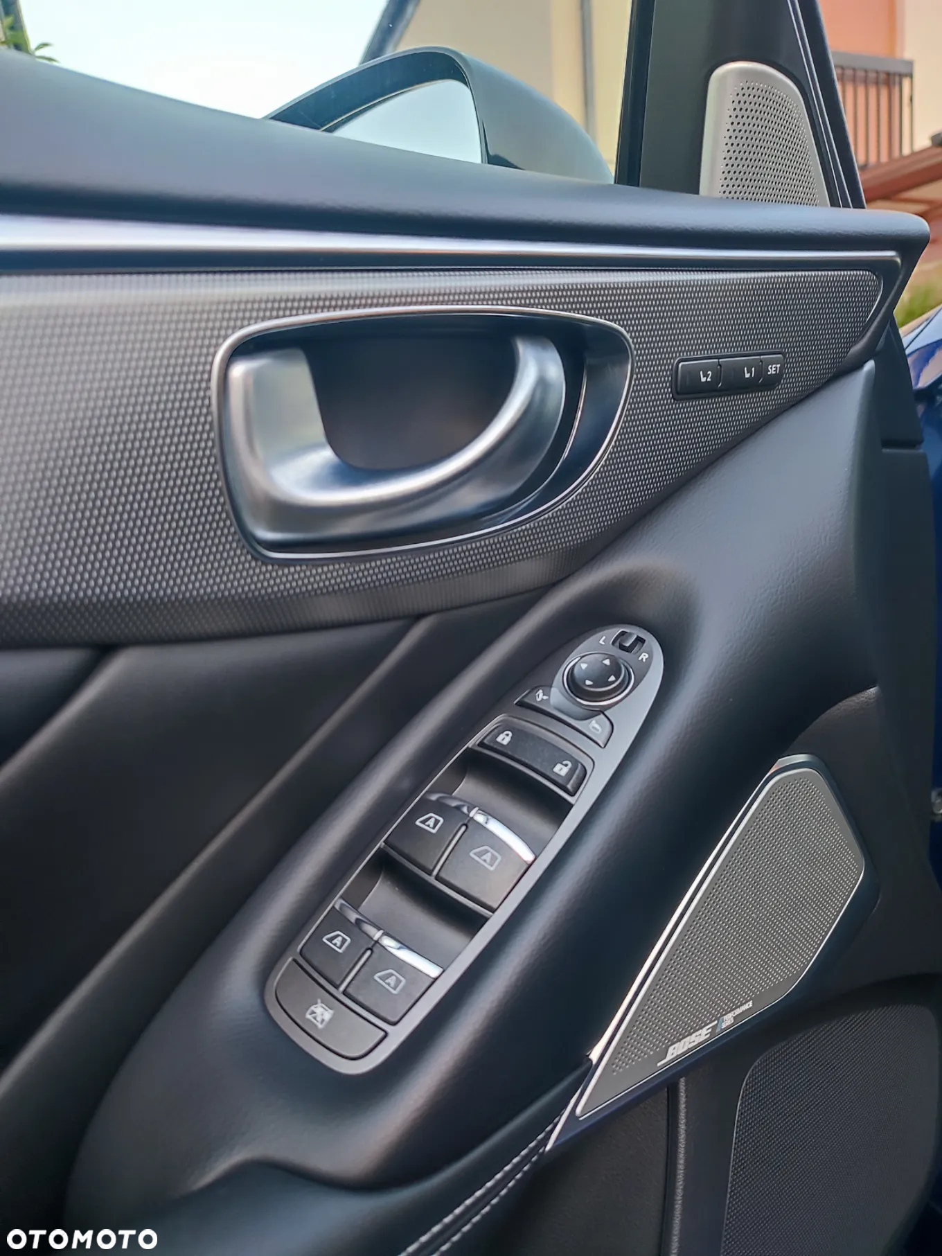 Infiniti Q50 2.0t Premium Sound Studio by Bose - 11