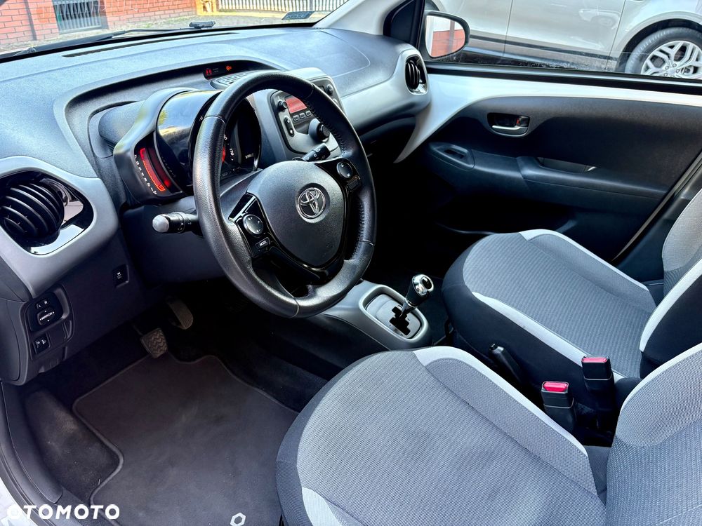 Toyota Aygo - 10