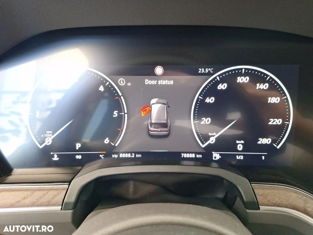 Volkswagen Touareg V6 TDI 4MOTION Elegance - 10