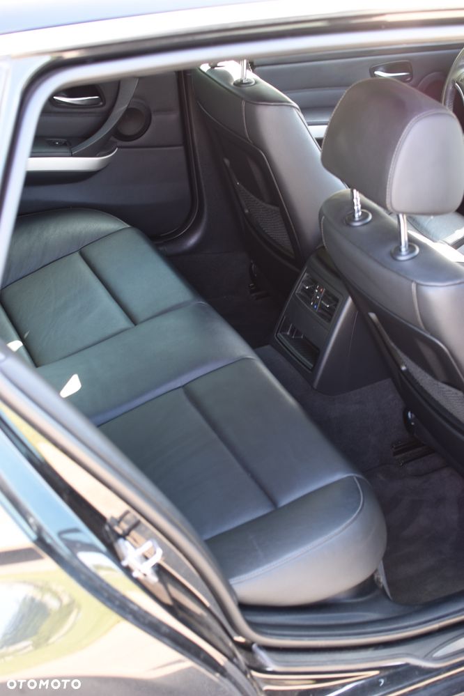 BMW Seria 3 - 29