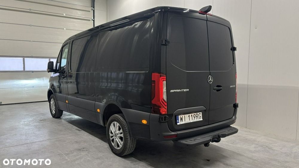 Mercedes-Benz Sprinter - 6