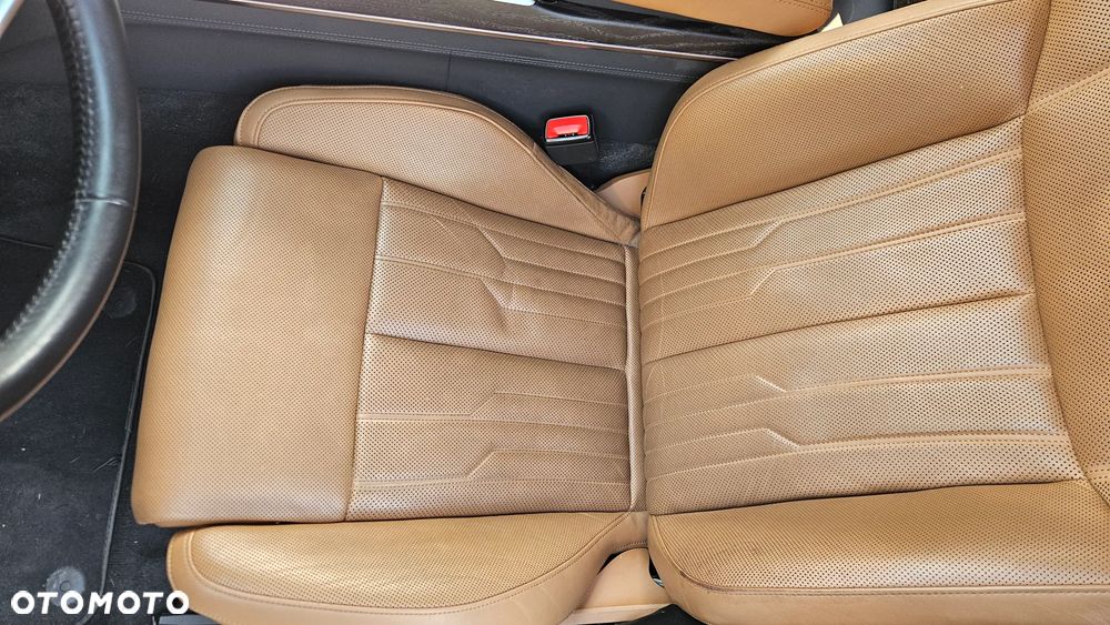 Audi A8 - 27