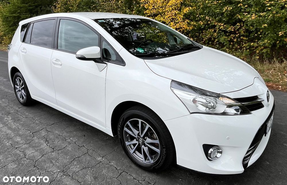 Toyota Verso - 8