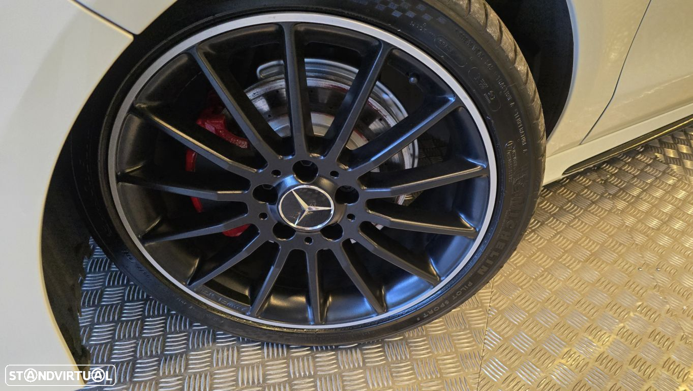 Mercedes-Benz CLA 200 CDi AMG Line Aut. - 28