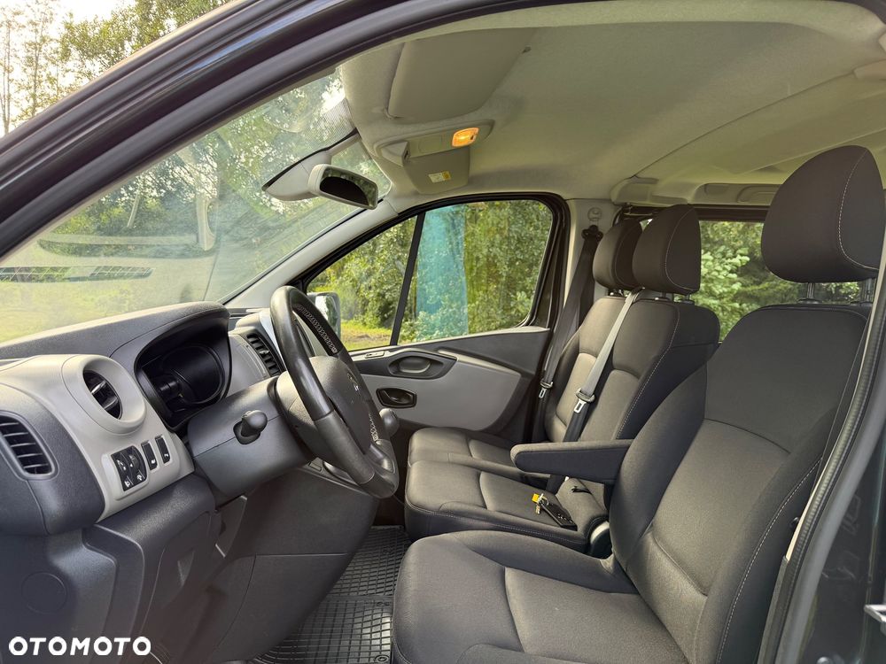 Renault Trafic - 13