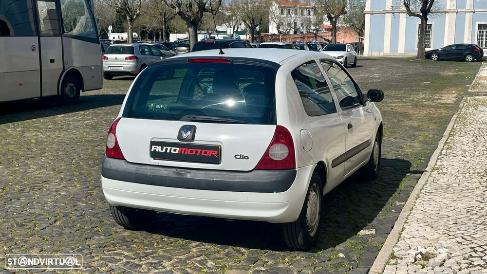 Renault Clio 1.5 DCI VAN - 6
