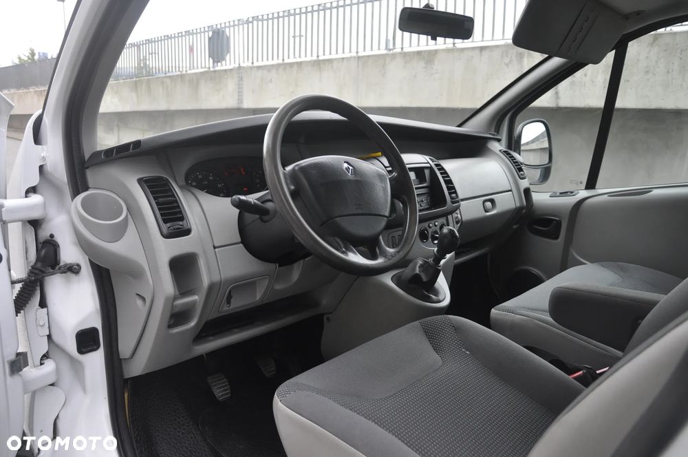 Renault Trafic - 20
