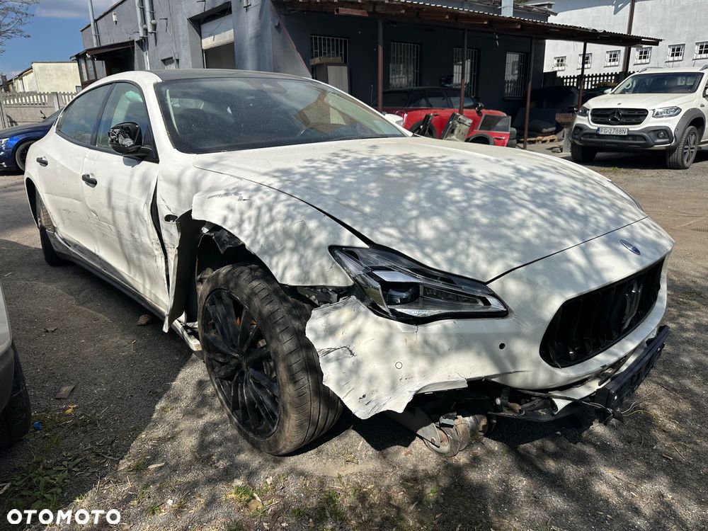 Maserati Quattroporte Q4 GranLusso - 2