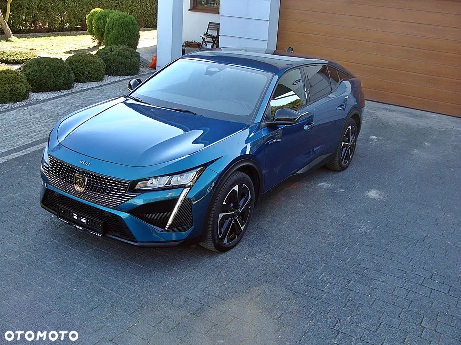 Peugeot 408 1.6 Plug-In Hybrid 225 Allure Pack EAT8 - 29