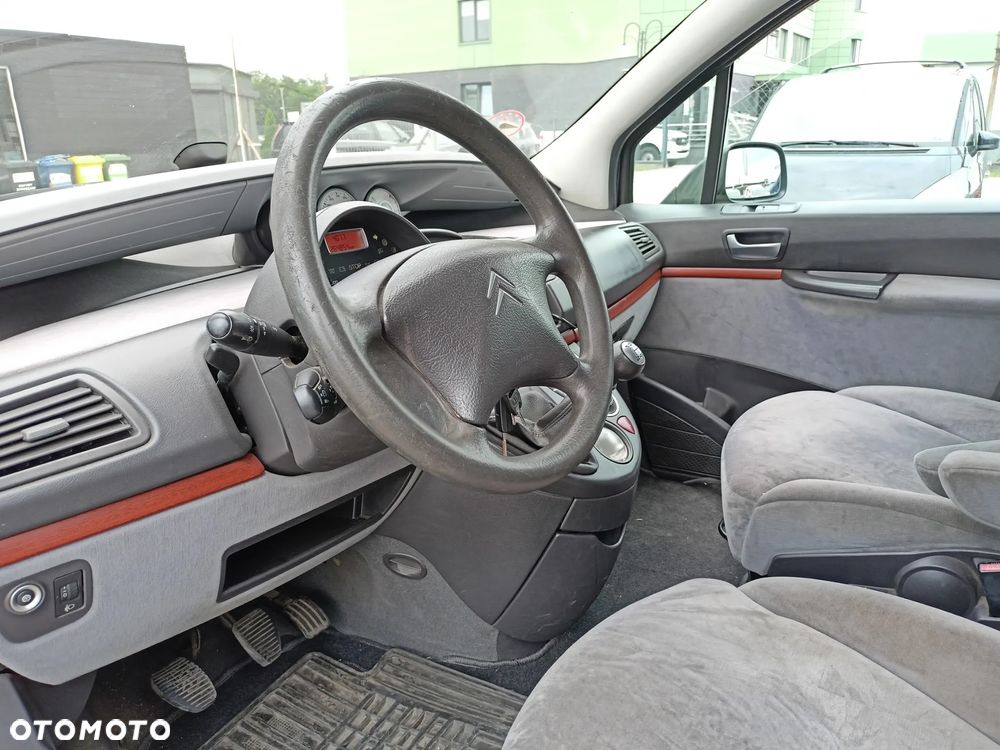 Citroën C8 - 8