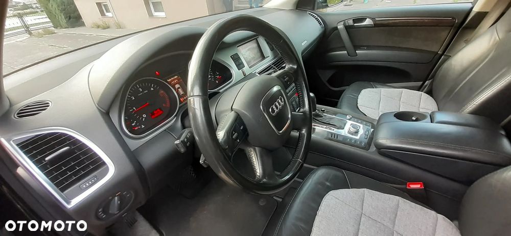 Audi Q7 - 14