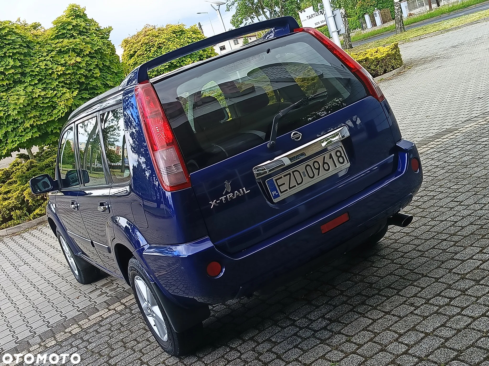 Nissan X-Trail 2.0 4x4 XE - 11