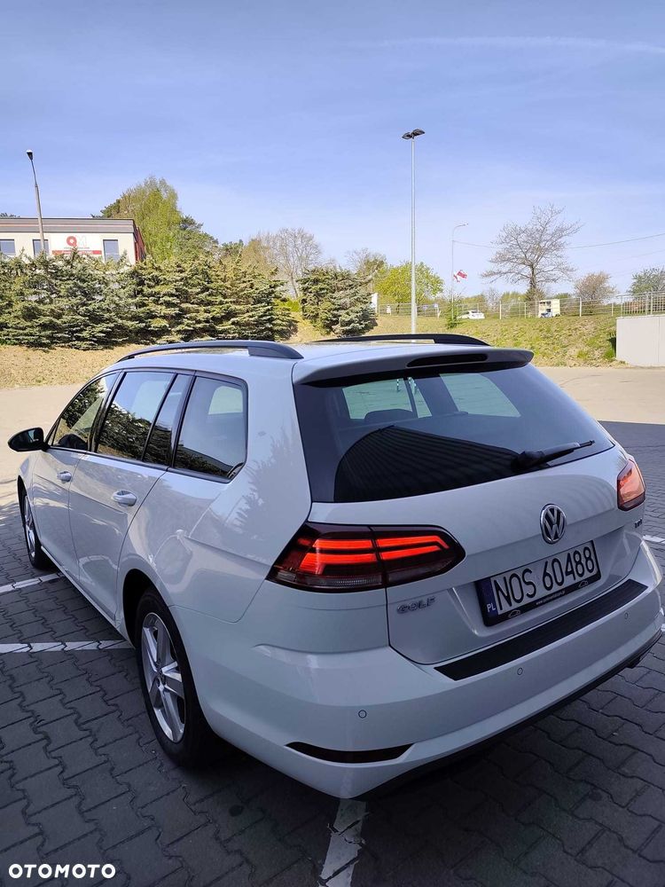 Volkswagen Golf - 3