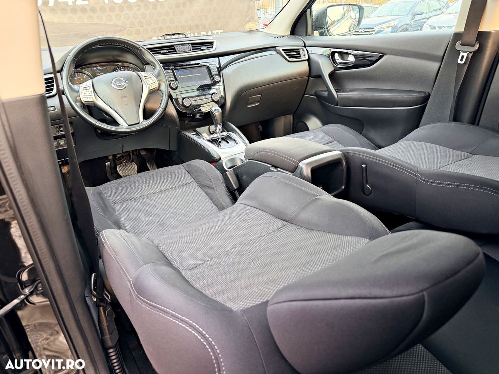Nissan Qashqai 1.6 DCI Xtronic TEKNA - 18