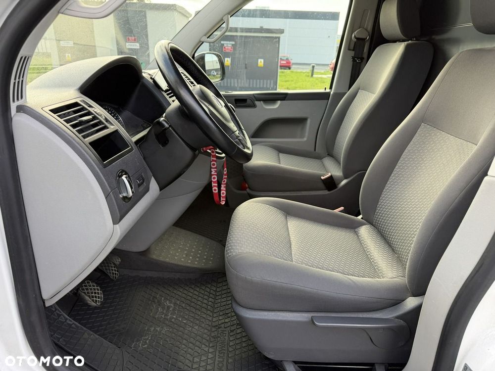 Volkswagen Transporter - 13