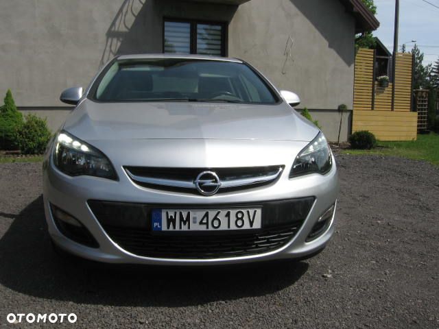 Opel Astra 1.6 Essentia EU6 - 2